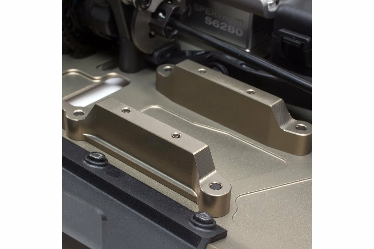 TLR04009 | TLR 1/8 8IGHT-XT/XTE 4WD Nitro/Electric RC Truggy Race Kit - Image 11